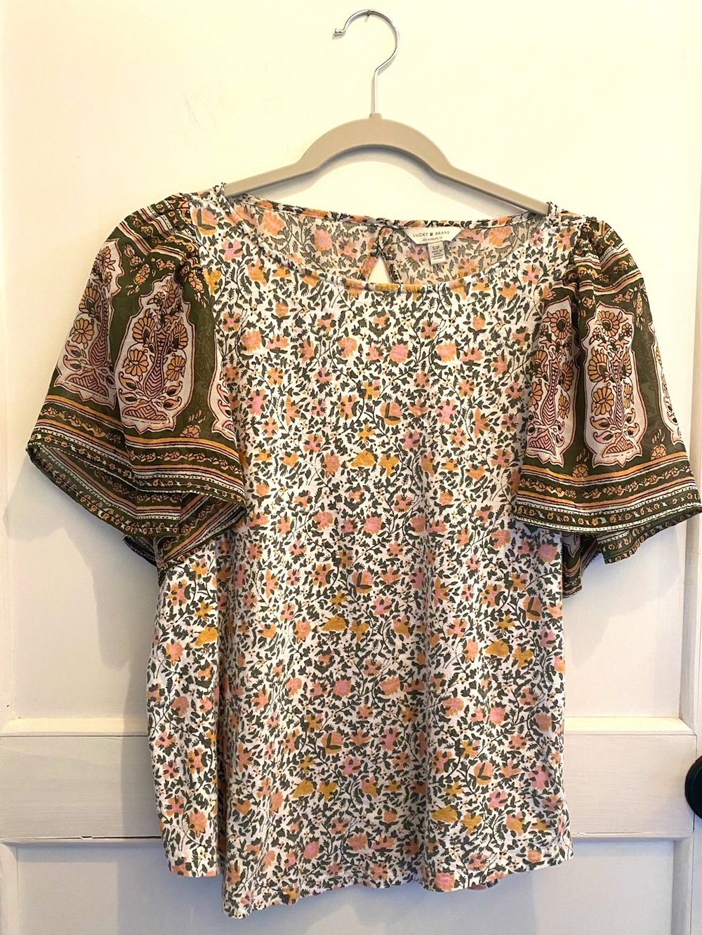 Lucky Brand Floral Print Flutter Sleeve Top
